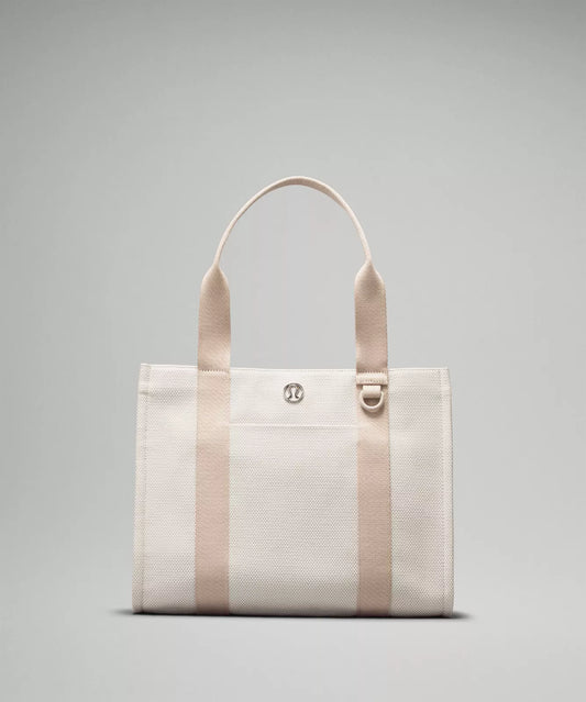 Two Tone Canvas Lulu